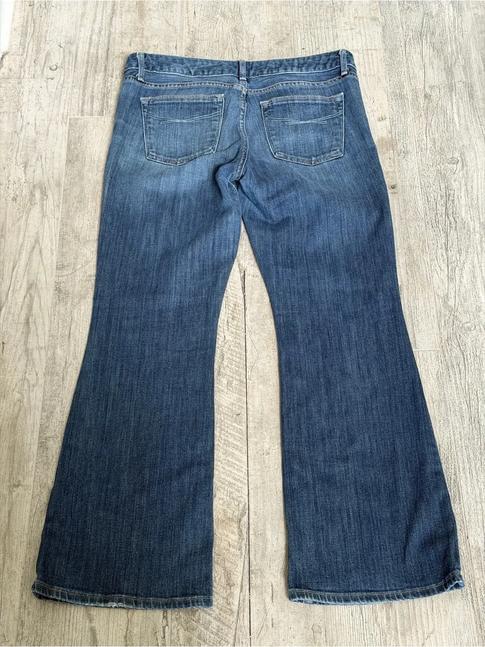 GAP 1969 Sexy Boot 30/10a Medium Tint Cotton Jeans